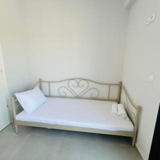 Μinimal Garden Apartments & Suites - Orfánion - 4