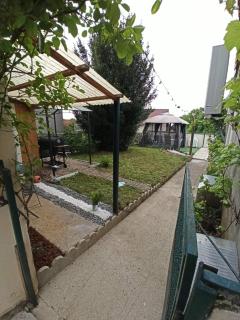 JURA - Maison de village entière avec piscine - Rotalier - 9