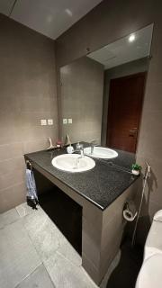 Luxury Studio Apt in Gulberg with City Views - Lahore - 2