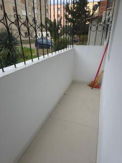 Peaceful Conteporary Apartment - Berat - 9