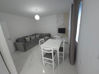 Peaceful Conteporary Apartment - Berat - 6