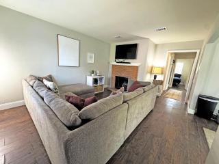 Cozy Stay in Bryan, TX - Bryan - 4