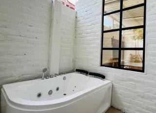 Mansion del Bosque with Jacuzzi 6 Bedroom 5 Bath - Baños - 9
