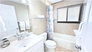 3Bed Oceanview with Pool on Seven Mile Beach - 4