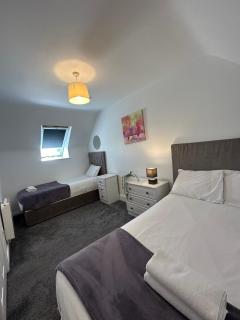 Apartment 3 Newcastle above Paddy Power - Galway - 4