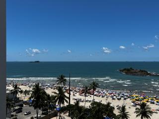 3 Suites Frente Mar Pitangueiras - Guarujá - 0