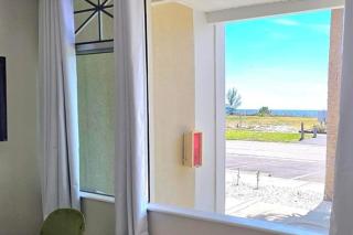 Little Harbor Resort C306 Tampa Bay FL Beach, Bayside, 2 Pools - 9