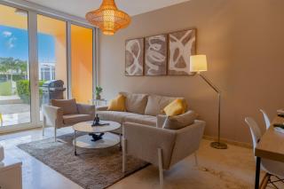 Modern Ground Level Condo, 2 bedrooms, Direct pool access - Palm-Eagle Beach - 0