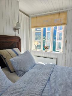 Sjarmerende perle med utsikt mot fjorden - 2