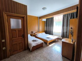 Friendly House - 7