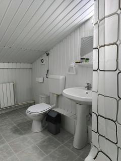 Friendly House - 6