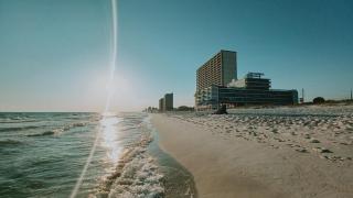 COUPLES GETAWAY, HONEYMOON SWEET, Perfectly Cozy Beach Front Condo with kitchen, pool, free parking,CHECK-IN AT DOOR - 1
