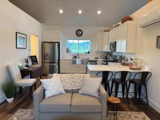 Cozy Avon Country Escape - - 7