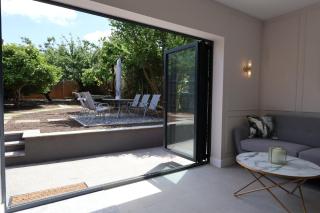 Luxury House for Families and Contractors, NamisSuites Serviced Apartment - Farnborough - Farnborough - 3