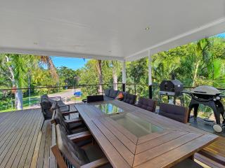 The Deck on Picnic - 8