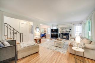 9 Mi to Cleveland Home Near Hospitals and Colleges - - 8
