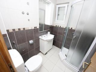 Apartments Katija - One Bedroom Apartment 6 - 7