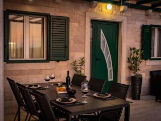 Holiday Home Bra uta- Two Bedroom Holiday Home with Pool - Pučišća - 5