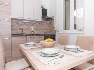 Apartment Ivan - Two Badroom Apartment with Hot Tob - Šibenik - 9