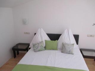 Guest House Villa Daniel - Two Bedroom Apartment with Balcony - Omiš - 4