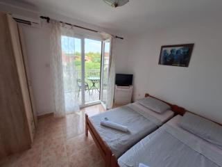 Apartments Villa esto - Classic One Bedroom Apartment with Balcony 3 - Biograd na Moru - 4