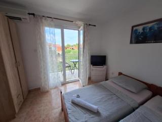 Apartments Villa esto - Classic One Bedroom Apartment with Balcony 3 - Biograd na Moru - 6