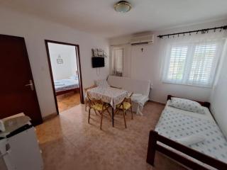 Apartments Villa esto - One Bedroom Apartment with Terrace 1 - Biograd na Moru - 9