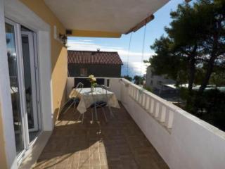 Beachfront Apartments Pla a - Two Bedroom Apartment A2 - Ivan Dolac - 2