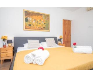 Villa P - Holiday Home - Šibenik - 8