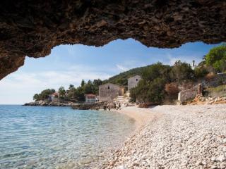 Four Bedroom Holiday Home - Gdinj - 2