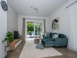 Villa Anita - Five Bedroom Villa with Swimming pool - Gruda - 6