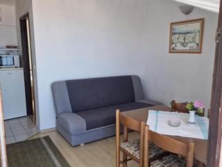 Two Bedroom Apartment with Terrace and Sea View 4 - Gradac - 9