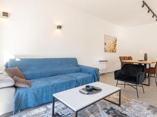 Holiday Home Iva - Three Bedroom Holiday Home - Šibenik (Sebenico) - 8