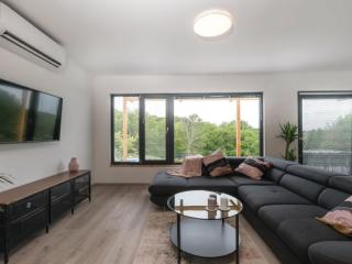 Holiday Home Arbaro - Three Bedroom Holiday Home with Pool - - 0
