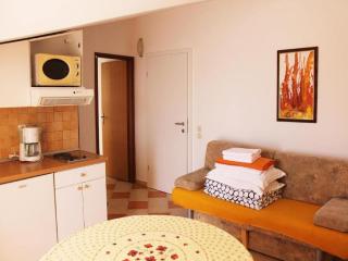 Apartments Pansion Franka 3 - Apartment 11 - Brist - 8