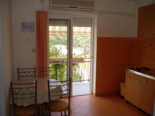 Apartments Bionda Senj - One Bedroom Apartment with Balcony - Senj - 6