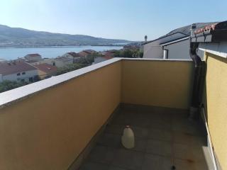 Two Bedroom Apartment with Balcony-A5 - Pag - 1