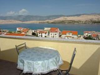 Two Bedroom Apartment with Balcony-A5 - Pag - 4