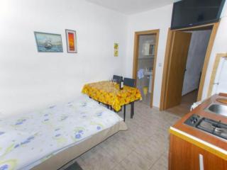 Beachfront Apartments Pla a - One Bedroom Apartment A3 - Ivan Dolac - 7