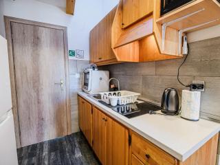 Sleek and Stylish Umag Apartments with Sea View - Comfort Two Bedroom Apartment with Terrace - Umag - 3