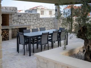 Luxury Living at Horizon Retreat - Comfort Two Bedroom Apartment - Sevid - 1