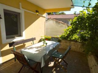 Beachfront Apartments Pla a - Two Bedroom Apartment A4 - Ivan Dolac - 2