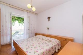 Apartment Vrandecic - Two Bedroom Apartment with Garden Terrace - Postira - 3