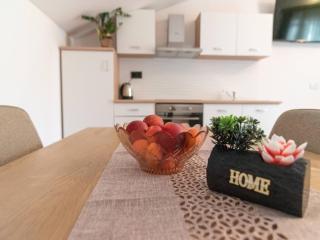 Kastel Gomilica Cozy and Stylish Apartments near the Sea - Classic One Bedroom Apartment - Kaštela - 6