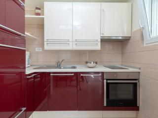 Apartment Villa Daniela - Three Bedroom Apartment with Terrace - Trogir (Traù) - 2