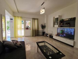 Luxury apartment Ani - Three Bedroom Apartment with terrace and Swimming pool - Sutivan - 0