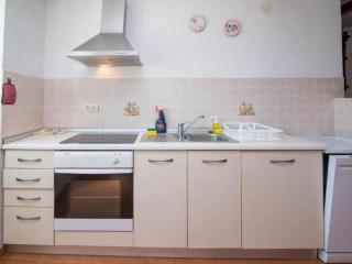 Apartments Bonic - Two Bedroom Apartment with Balcony - 6