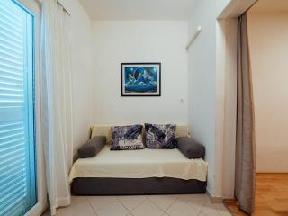 Apartments Pezo - Studio Apartment Tina 5 - Baška Voda - 1