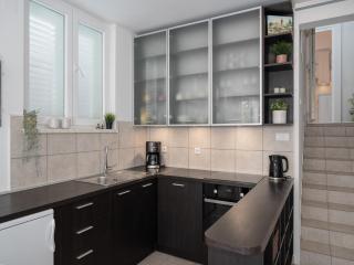 Holiday Home Lea - Three Bedroom Holiday Home with Terrace and Sea View - 3