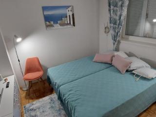 Charming Crikvenica Beachfront Apartment - One Bedroom Apartment - Crikvenica - 1